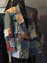 Load image into Gallery viewer, Quilted Patchwork Blazer
